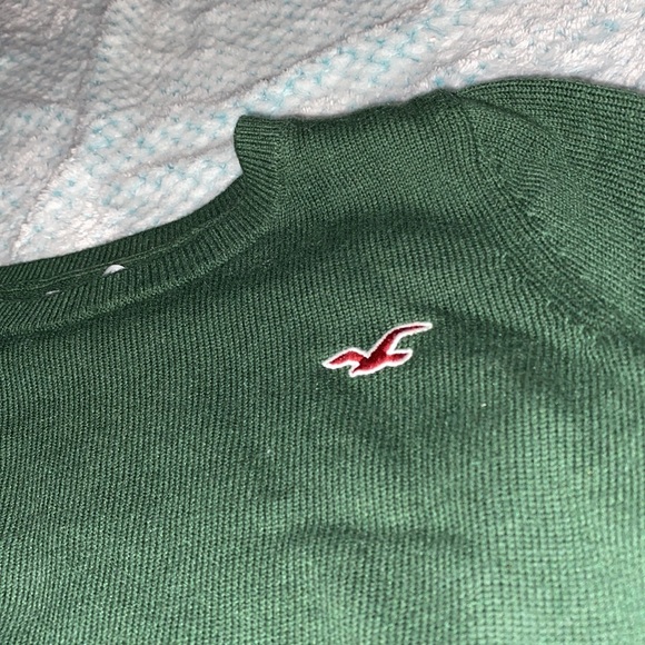 Hollister knitted crew neck sweater (S) - Picture 2 of 6